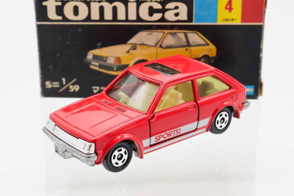 ミニカーショップ ケンボックス トミカ 黒箱☆4☆マツダファミリア