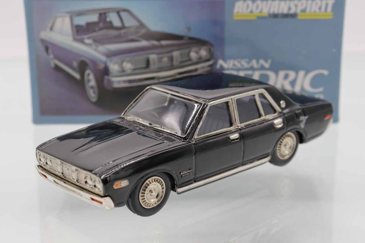 ミニカーショップ ケンボックス アンチモニー製日産セドリック 230