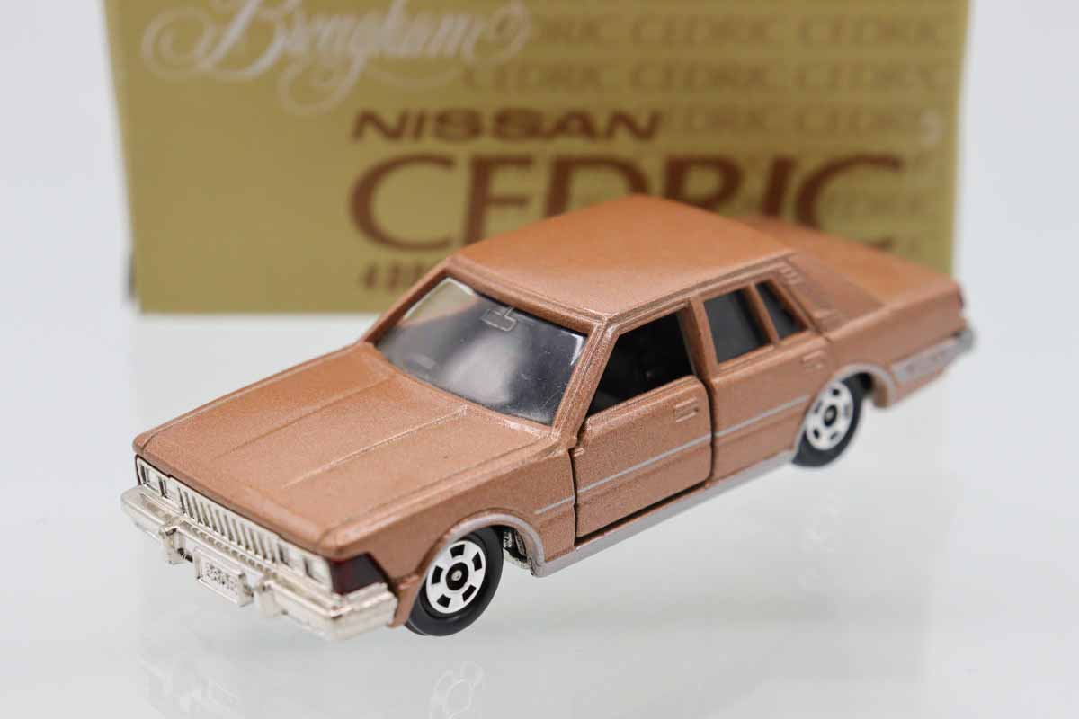 ミニカーショップ ケンボックス トミカ特注（日本製）日産セドリック 4