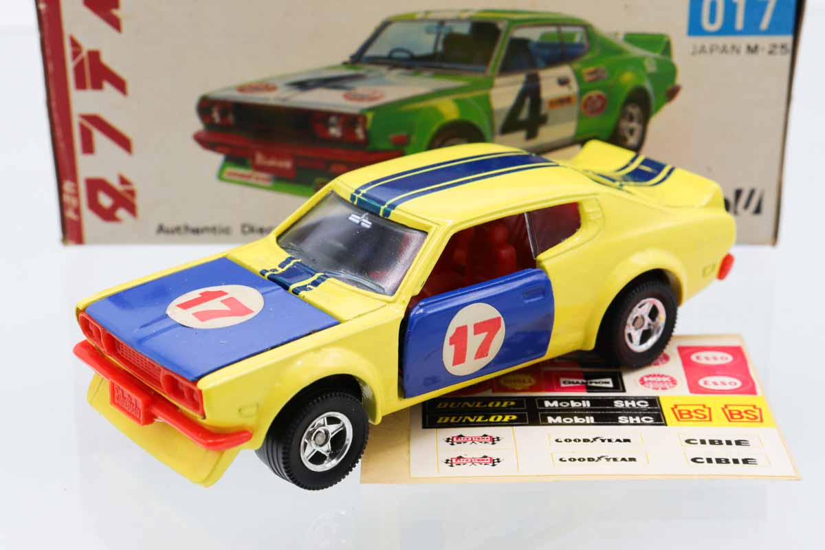 ぽちたんです ミニカーショップ ケンボックス ダンディ☆017☆日産ブルーバードU