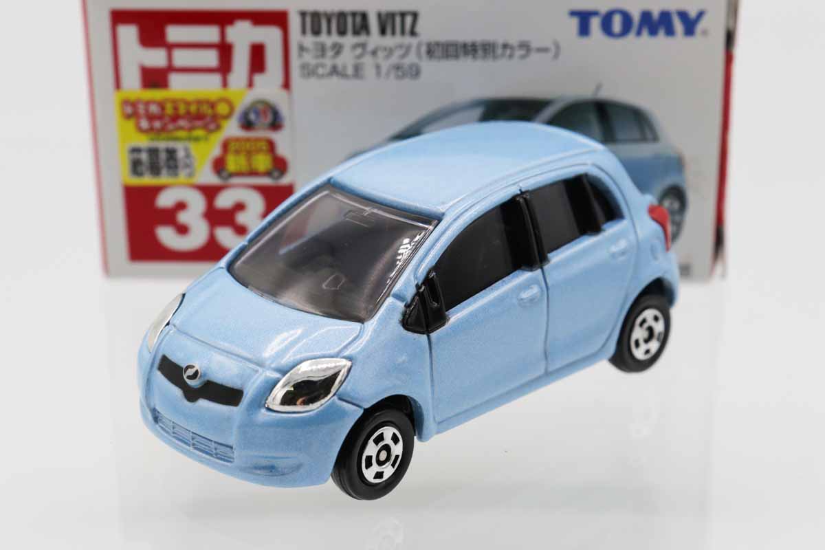 ミニカーショップ ケンボックス トミカ 赤箱☆33☆トヨタヴィッツ(初回
