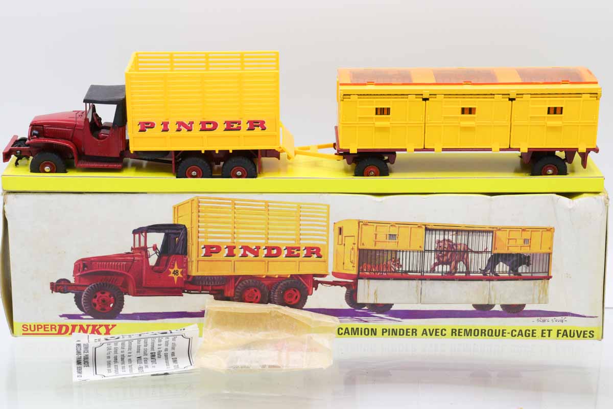[お値下げ]DINKY  ディンキー   強力装甲車　金塊　外箱　アンテナ付き お値下げ]DINKY ディンキー 強力装甲車 金塊 外箱 アンテナ付き お