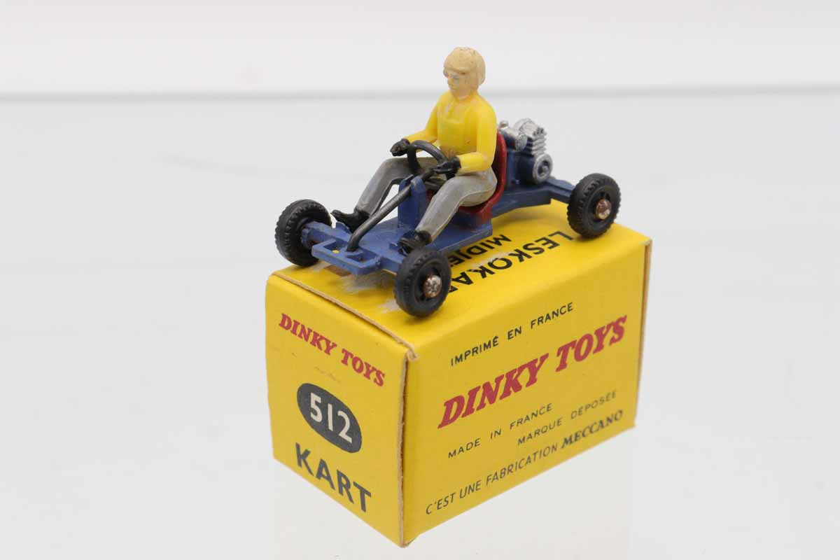 値下げしました！DINKY TOYS ミニカーショップ ケンボックス DINKY TOYS☆167☆A.C.ACECA COUPE