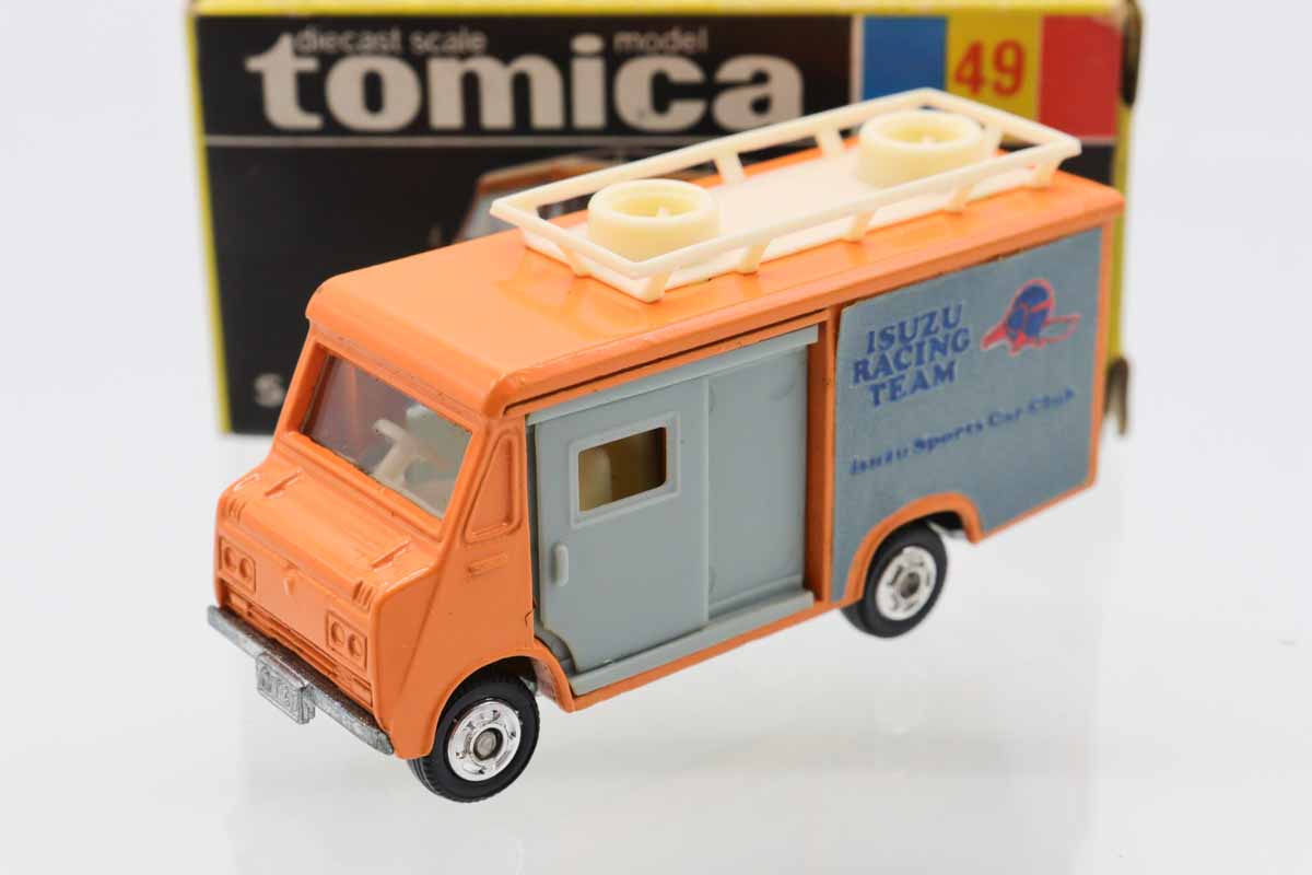 ミニカーショップ ケンボックス トミカ 黒箱☆49☆いすゞエルフ